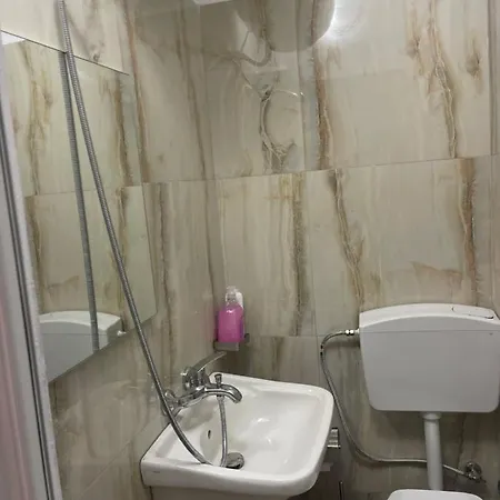 Castel Aparthotel